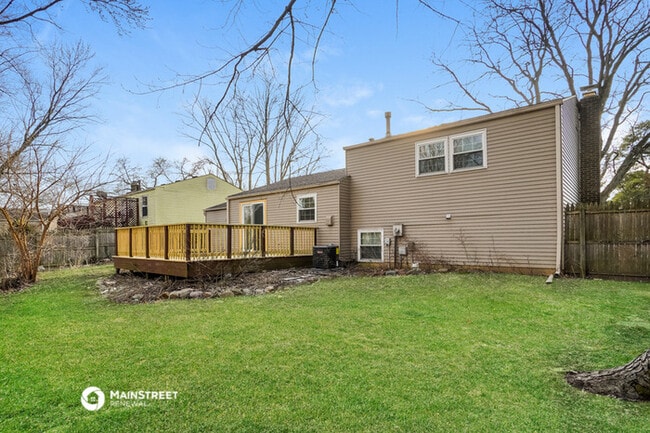 Building Photo - 6710 Skywae Dr