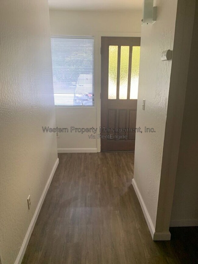 Building Photo - 9651 Soquel Dr