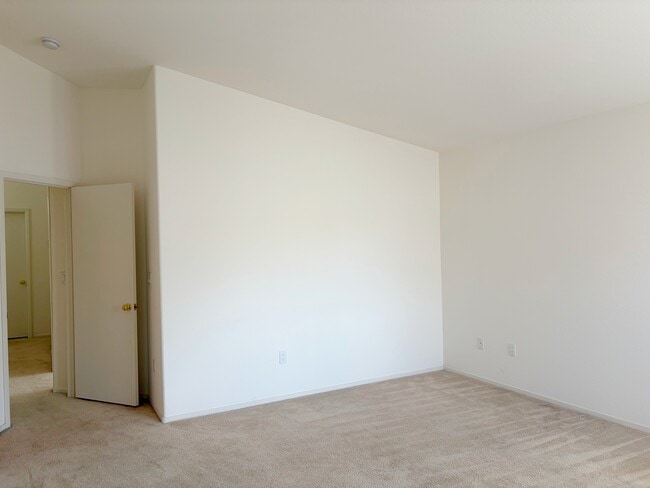 Building Photo - 9315 Indian Corn Ct