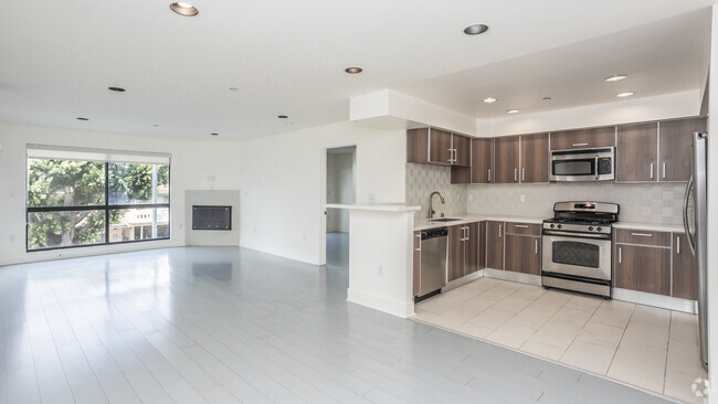 3BR, 3BA - 1275-1378 SF - Santa Monica at Federal