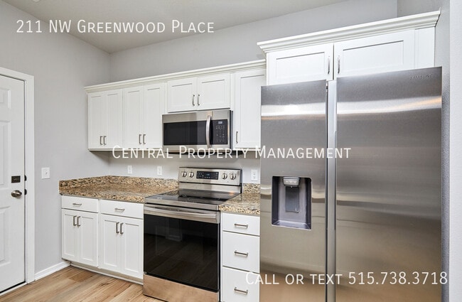 Building Photo - 211 NW Greenwood Pl