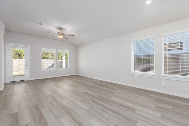 Building Photo - 16703 Sterling Clf St