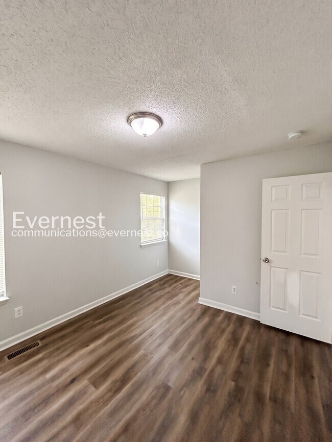 Building Photo - 9601 Marshbrooke Rd