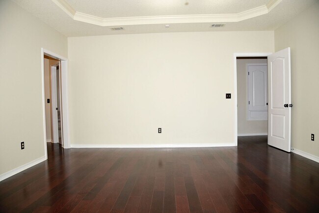 Building Photo - Spacious 4 Bedroom in Southwind at Bluewater Bay!