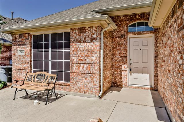 Building Photo - 2853 Cascade Cove Dr