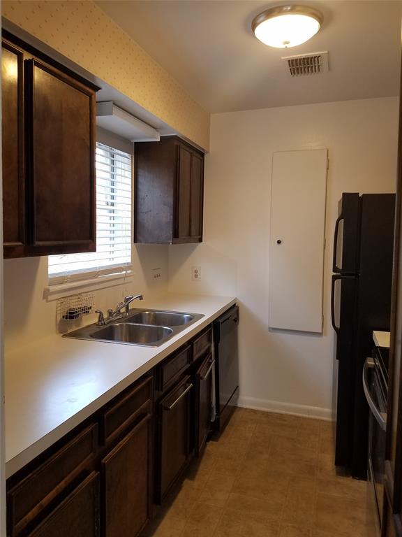 Building Photo - 1603 W Main St