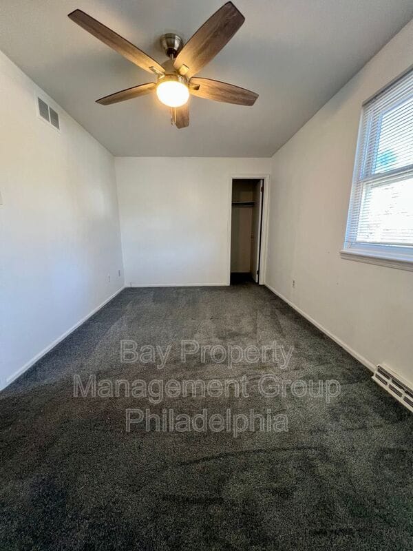 Building Photo - 1313 Delmont Ave