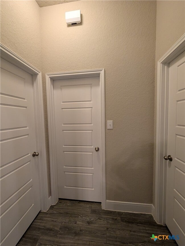 Building Photo - 1251 FM-306 E