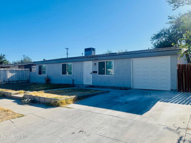 Primary Photo - 45503 Gadsden Ave
