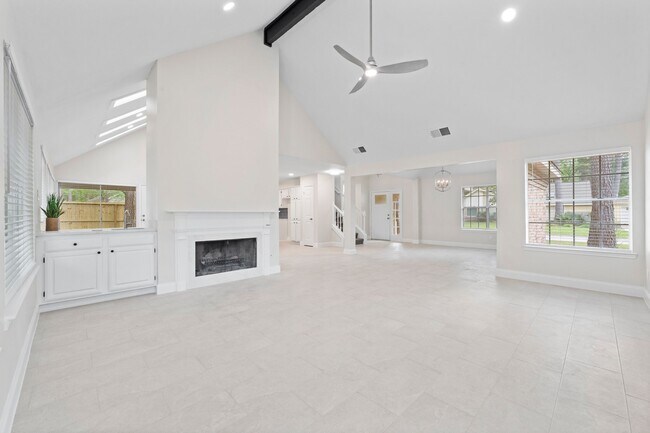 Building Photo - 49 W Southfork Pines Cir