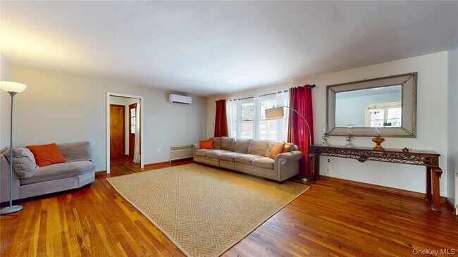 Building Photo - 178 Barnes Rd