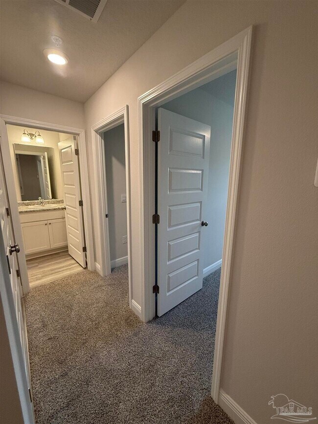 Building Photo - 9007 Golden Eye Dr
