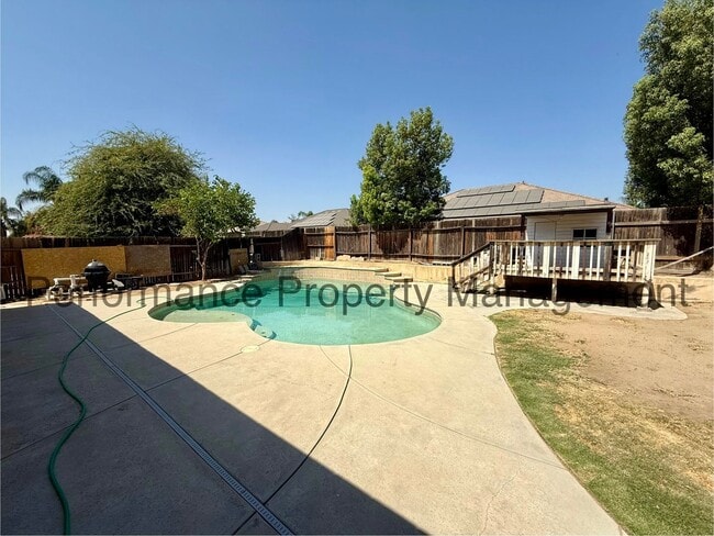 Building Photo - Stunning 4 Bed/3 Bath NW Bakersfield Home w/ Pool, RBP & Security Deposit Alternative Option