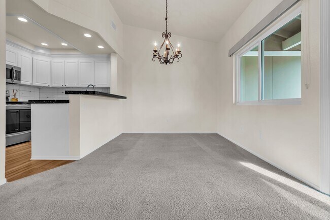 Building Photo - 26316 Los Viveros