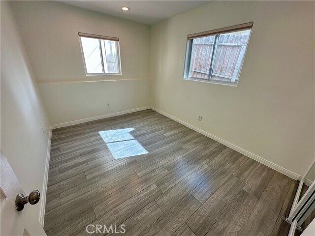 Building Photo - 934 Manhattan Ave