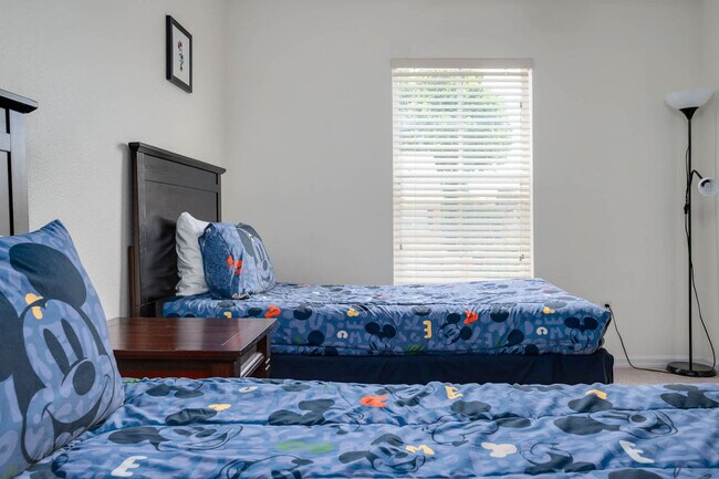 Building Photo - 835 Assembly Ct