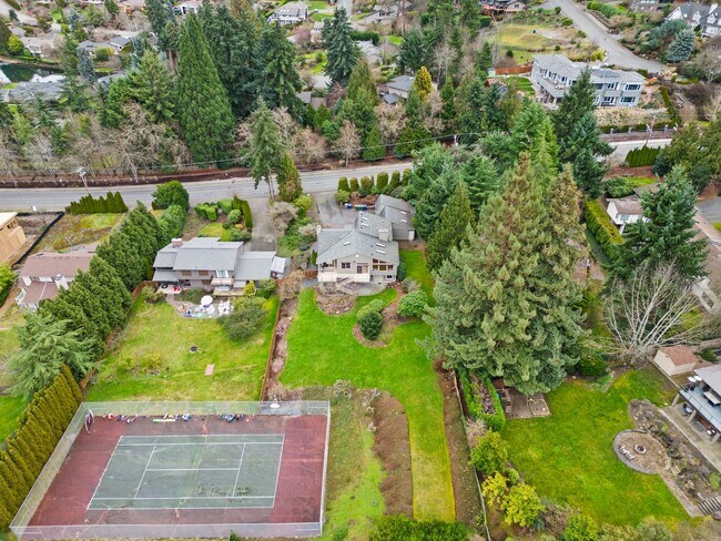 Building Photo - Just Reduced and READY NOW!! - Amazing Sce...