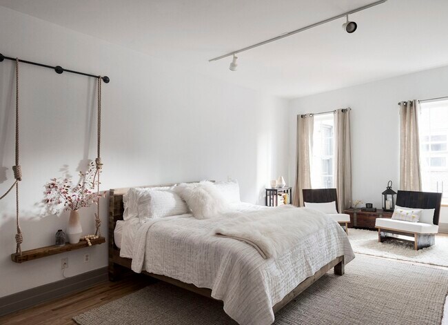 Building Photo - 66 Water St