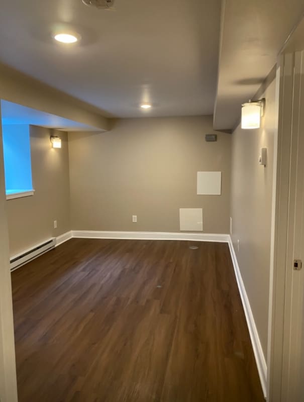 Building Photo - 3833 11th Ave S