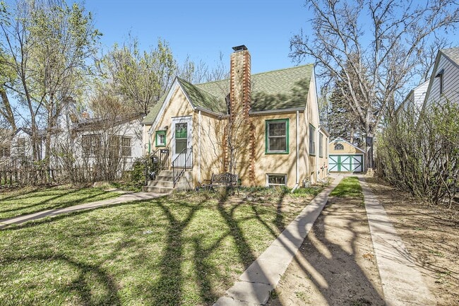 Building Photo - 520 S Loomis Ave