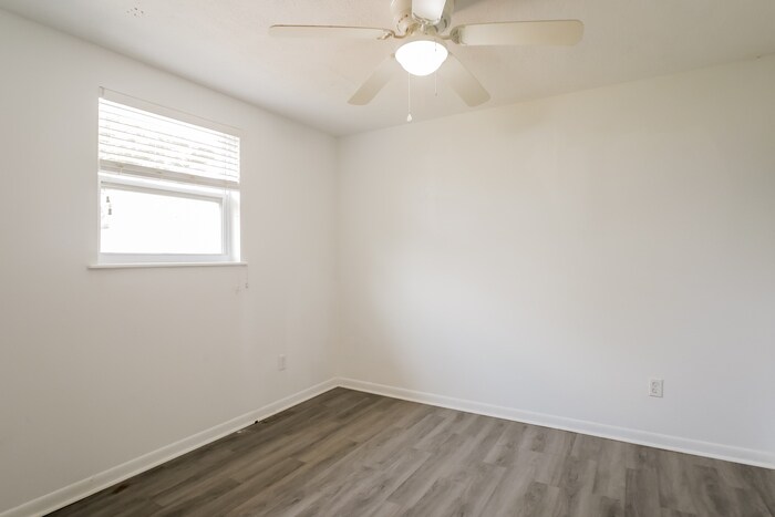 Building Photo - 174 Phoenetia Dr