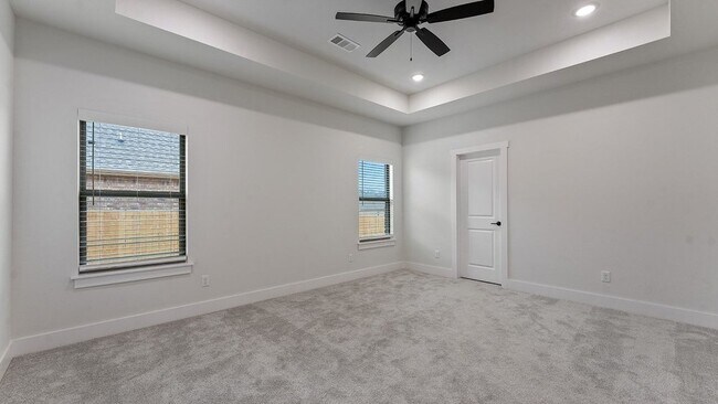 Building Photo - 86 N Banner Ave