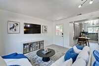 Building Photo - 4000 Rhoda Dr