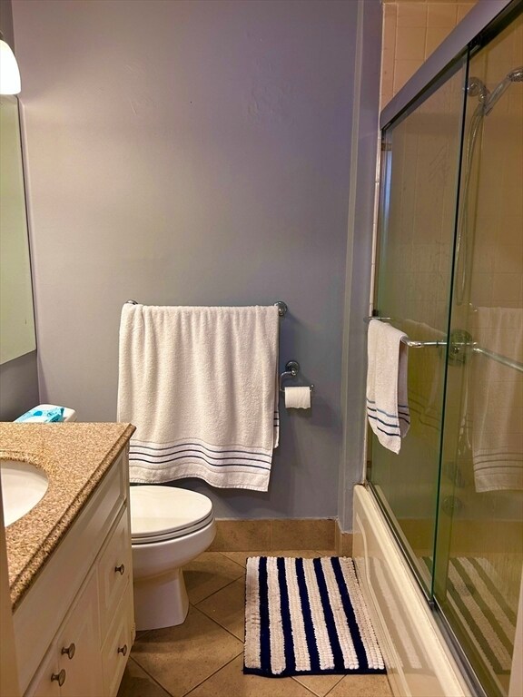 Building Photo - 27 Anderson St