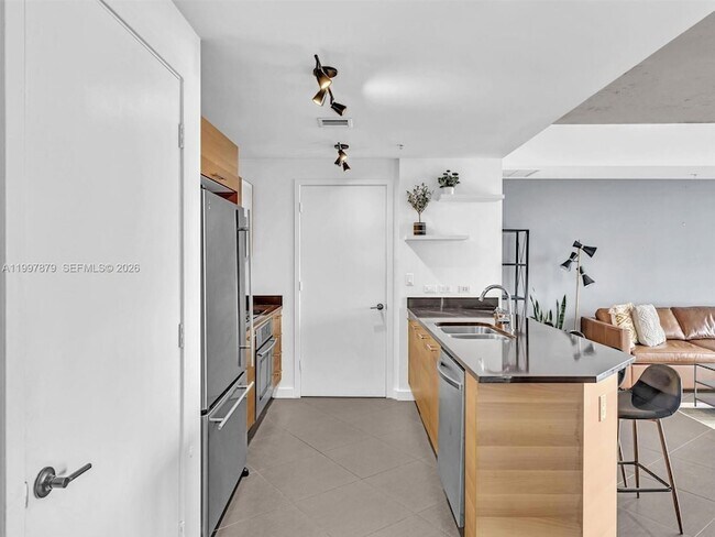 Building Photo - 3301 NE 1st Ave