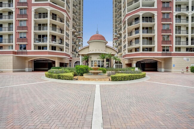 Building Photo - 2001 N Ocean Blvd