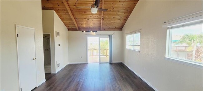 Building Photo - 5116 Sandmound Blvd