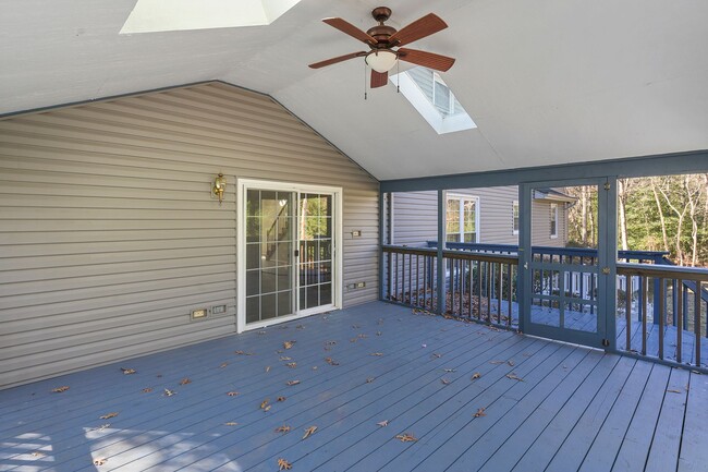 Building Photo - Spacious Home in Severna Park