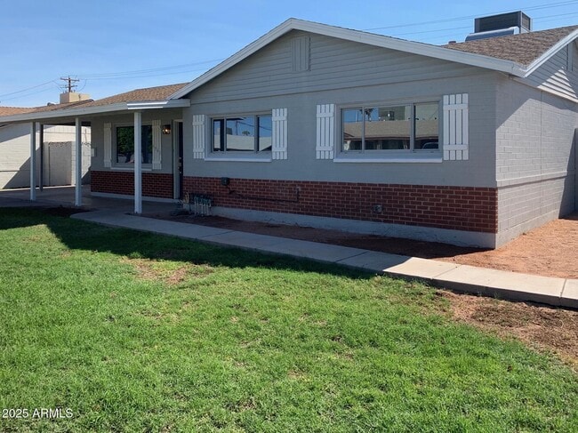 Building Photo - 6943 E Loma Land Dr