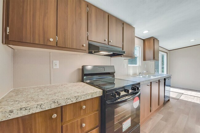 Building Photo - 25150 Faraway Ln