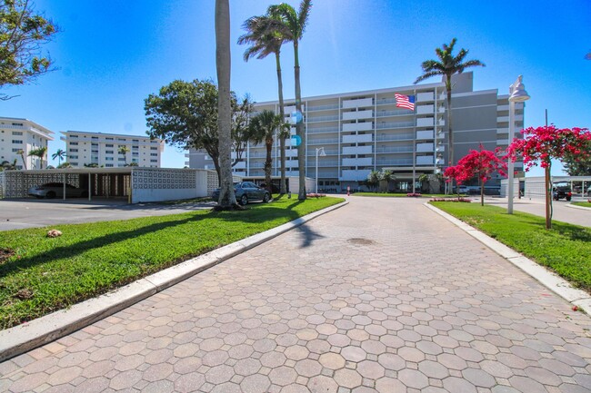 Building Photo - ** 2/2 ON THE BEACH CONDO WITH SPECTACULAR...