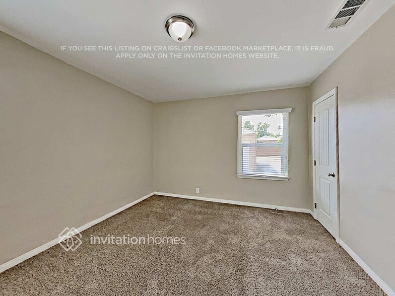 Building Photo - 863 N Workman St