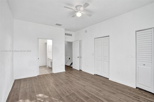 Building Photo - 757 NW 42nd Ave