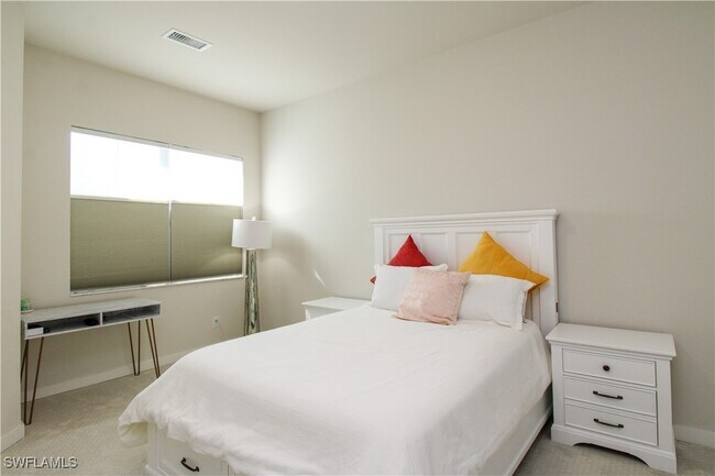 Building Photo - 14803 Loggerhead Dr