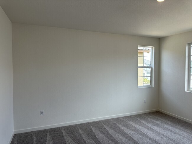 Building Photo - Come Tour This Beautiful Brand New 4-Bedro...