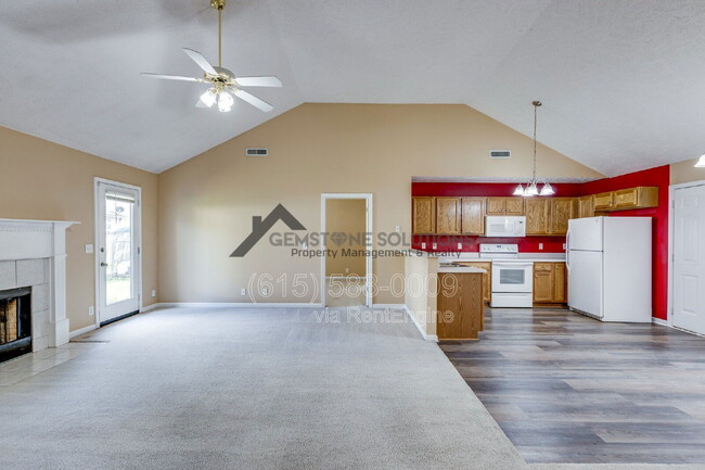 Building Photo - 1418 Owasa Trail