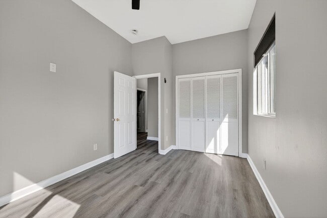 Building Photo - Cozy, perfectly located 2 bedroom unit in San Diego!