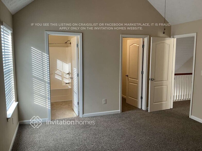 Building Photo - 4444 Grove Lake St SW