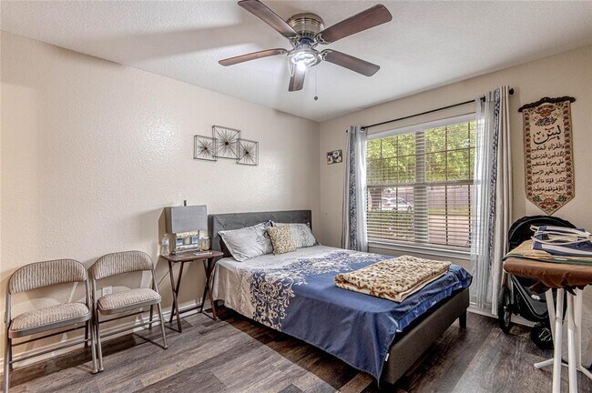 Building Photo - 110 Sendero Dr
