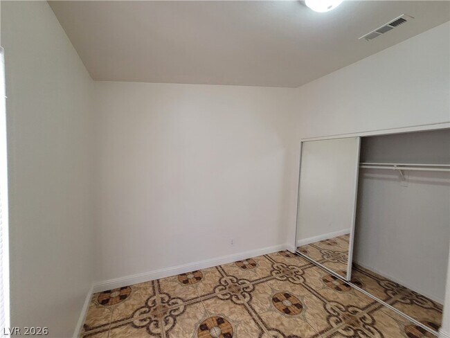 Building Photo - 4406 Cinema Ave