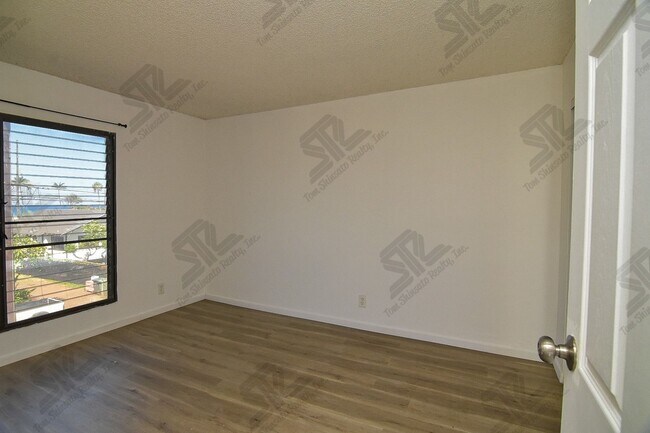 Building Photo - 87-123 Helelua Street - #G202