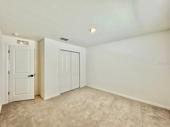 Building Photo - 10275 Purple Leaf Ct