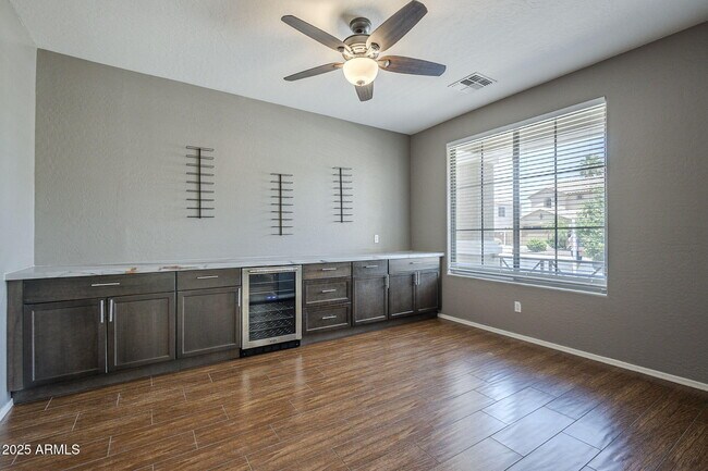 Building Photo - 14335 W Country Gables Dr