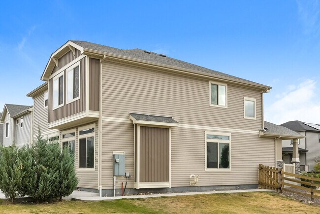 Building Photo - 17931 E 106th Pl