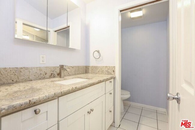 Building Photo - 318 Parkman Ave