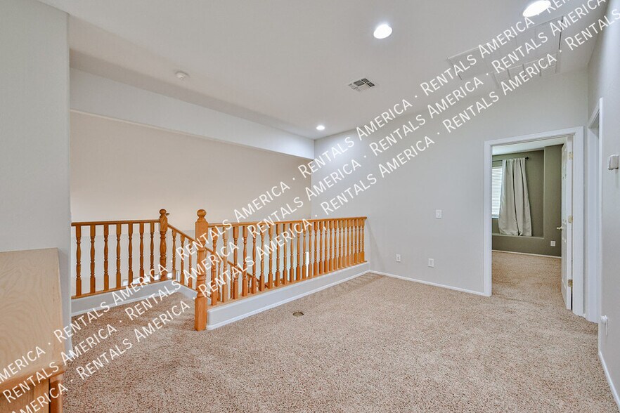 Building Photo - 9710 S 45th Ave